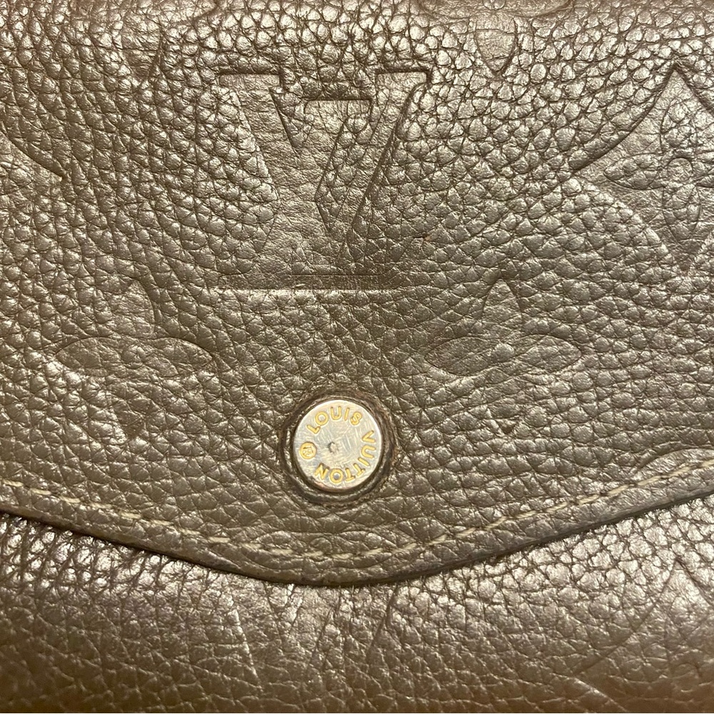 LV Wallet
